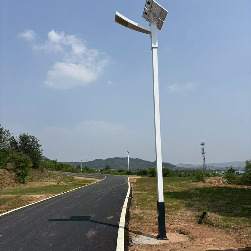 山南节能太阳能路灯厂家
