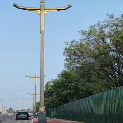 山南一体化路灯安装