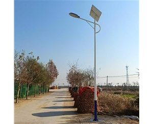 山南太阳能路灯