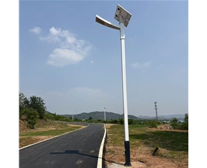 山南太阳能路灯