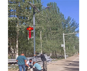 山南太阳能路灯安装